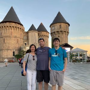 Meet your Posher, Hue